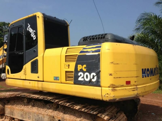 ขาย 1,450,000 KOMATSU   PC200-8 ทำงาน 11,&times;&times;&times;  ชั่วโมง เครื่องดี ปั๊มแรง ไฟฟ้าครบ เอกสารเล่ม รถสวยพร้อมใช้   รถอยู่ จ.สกลนคร  090-772-3710 090-772-3708