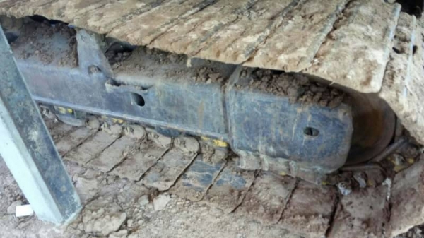 KOMATSU 1,390,000  บาท PC200-7 ทำงาน 16,300 ชม. เครื่องดี ปั้มดี (ไฟฟ้าครบ ช่วงล่างเต็ม )  เอกสารเล่มทะเบียน  รถอยู่ จ. บุรีรัมย์ 0815909917 ไอดีไลน์ 0815909917