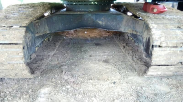 KOMATSU 1,390,000  บาท PC200-7 ทำงาน 16,300 ชม. เครื่องดี ปั้มดี (ไฟฟ้าครบ ช่วงล่างเต็ม )  เอกสารเล่มทะเบียน  รถอยู่ จ. บุรีรัมย์ 0815909917 ไอดีไลน์ 0815909917