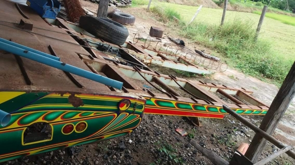 ขายหางเทนเลอบรรทุกรถเกี่ยว ถอดลงจากร็อกกี้ คัชซีเทียมหน้า 6 ขายหางเทนเลอบรรทุกรถเกี่ยว ถอดลงจากร็อกกี้ คัชซีเทียมหน้า 6