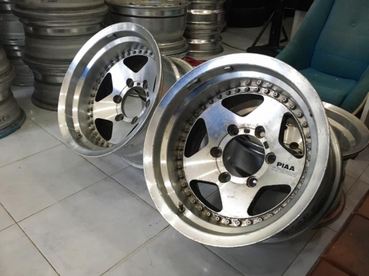 ขายล้อ PIAA 2 ชิ้นแท้ ขอบ 15x8.5 ลบ27 6 รูกระบะ ลึกๆ ประมูลญี่ปุ่น