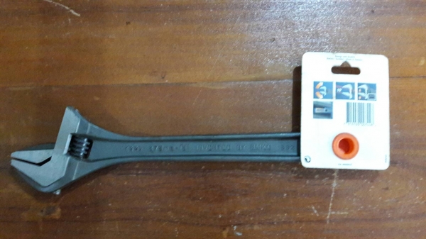 ขายประแจเลื่อน BAHCO ergo8074 15" MADE IN SWEDEN.งานเก่าเก็บ ขายประแจเลื่อน BAHCO ergo8074 15" MADE IN SWEDEN.งานเก่าเก็บ