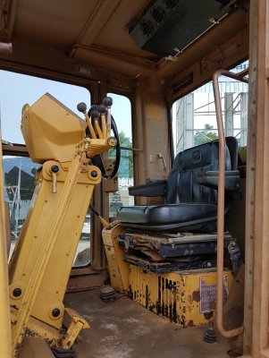 มาใหม่!!รถเกรด Caterpillar 140G นำเข้าจาก USA แท้ เก๋งมีแอร์ Sacarifier ใหม่ของแท้ สภาพสวย ไม่เคยใช้งานในไทย มาใหม่!!รถเกรด Caterpillar 140G นำเข้าจาก USA แท้ เก๋งมีแอร์ Sacarifier ใหม่ของแท้ สภาพสวย ไม่เคยใช้งานในไทย