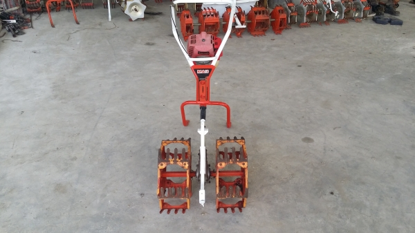 เครื่องกำจัดวัชพืชในร่องข้าว 2 แถว เก่าญี่ปุ่น สภาพสวย เครื่องพร้อมใช้งาน