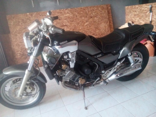 ขายFZX750 ราคาถูกพร้อมขับ 45000