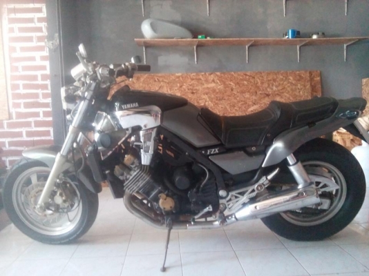 ขายFZX750 ราคาถูกพร้อมขับ 45000
