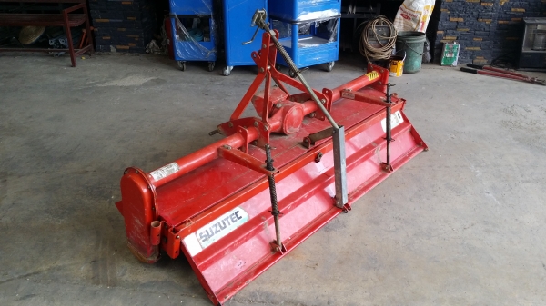 โรตารี่รถไถนั่งขับ SUZUTEC รุ่น SH-200A เก่าญี่ปุ่น ขนาดกว้าง 2 เมตร