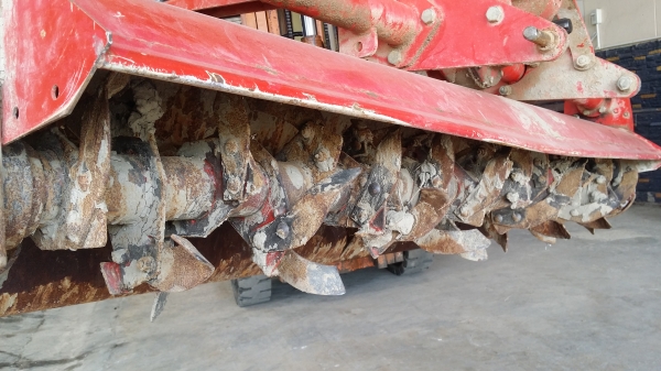 โรตารี่รถไถนั่งขับ SUZUTEC รุ่น SH-200A เก่าญี่ปุ่น ขนาดกว้าง 2 เมตร