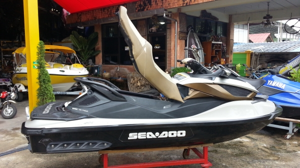 Seadoo gtx 255 limited 44 hr year 2009  Promotion Price 249,999 Baht
