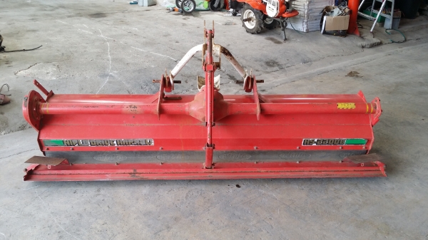 โรตารี่รถไถนั่งขับ Niplo รุ่น HS-2200B เก่าญี่ปุ่น ขนาดกว้าง 2.2 เมตร โรตารี่รถไถนั่งขับ Niplo รุ่น HS-2200B เก่าญี่ปุ่น ขนาดกว้าง 2.2 เมตร