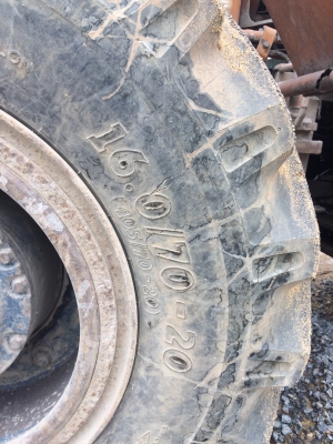 16.0/70-20 , 405/70-20 (ยาง\%) ใส่รถตัก มีมาแล้วครับ 16.0/70-20 , 405/70-20 (ยาง\%) ใส่รถตัก มีมาแล้วครับ