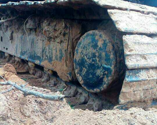 ขายKobelco sk200m2ตัวเดินใหญ่สภาพพร้อมใช้ ติดต่อคุณอ๊อฟพิจิตร086-737-9991 ขายKobelco sk200m2ตัวเดินใหญ่สภาพพร้อมใช้ ติดต่อคุณอ๊อฟพิจิตร086-737-9991