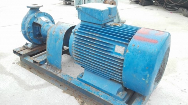 ปั้มน้ำแรงดันสูงหัวสแตนเลส Ingersoll เข้า 4&quot;- 3&quot; มอเตอร์ VEM 125 HP พร้อมใช้งาน