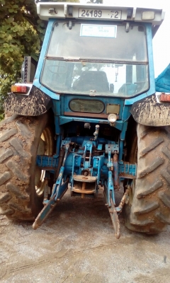 ขายรถไถ6สูบ Ford 8210 เพลาหน้า คาราโร่ 10น็อต 088-4277448 ขายรถไถ6สูบ Ford 8210 เพลาหน้า คาราโร่ 10น็อต 088-4277448