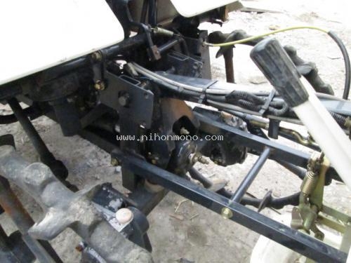 รถปลูกข้าวดำนานั่งขับ รหัสสินค้า : 14002159  ติดต่อ Tel.086-8150487 www.nihonmono.com