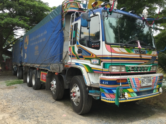 รถพ่วง ISUZU DECA 270 แรงม้า Euro2 ปี 48 เครื่องดำ กระบะมิเนียม ดั้ม คอกเกษตร