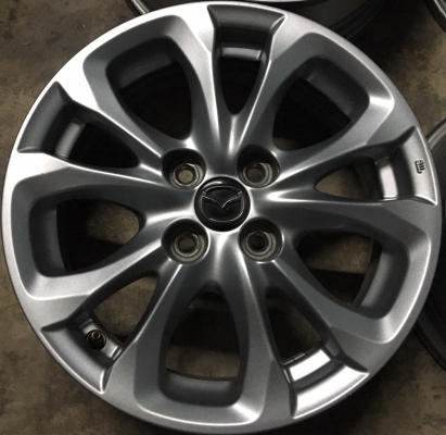 แม็กป้ายแดง Mazda2 Skyactiv ขอบ15 แม็กป้ายแดง Mazda2 Skyactiv ขอบ15