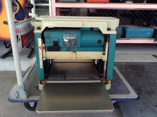 เครื่องรีดไม้ makita