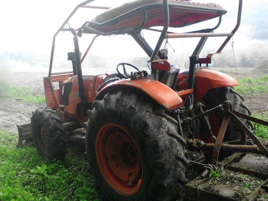 รถไถ KUBOTA 7040 , 2 เพลา. ( รถทำงาน 4,xxx ชม. ) สนใจติดต่อ 081 - 6079515 รถไถ KUBOTA 7040 , 2 เพลา. ( รถทำงาน 4,xxx ชม. ) สนใจติดต่อ 081 - 6079515
