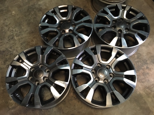 แม็กขอบ18 ฟอร์ด เรนเจอร์ wildtrak ป้ายแดง