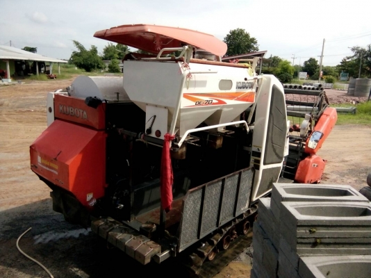 คูโบต้าDC70 ปี55สวย ใช้งานน้อยรถพร้อมใช้ พร้อมเล่มทะเบียน