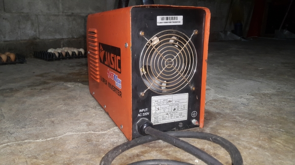 ขายตู้เชื่อม jasic arc200 สภาพดี(ขอบคุณ พี่สันติสุข จากชลบุรี)