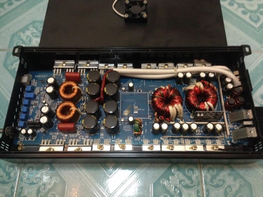 แอมป์คลาสดี SPATA SP-4000D มือสองสภาพสวยเดิมทุกจุด ไม่เคยซ่อม ใช้งานปกติ แรงๆขับซับ10&quot;-12&quot;หล่อทุกสเปค15&quot;ทั่วไปได้ ขาย 3850 บาท สนใจ0892425454 อยู่สระบุรีส่งได้
