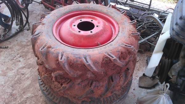 ขายเพลาหน้ารถ  L3408