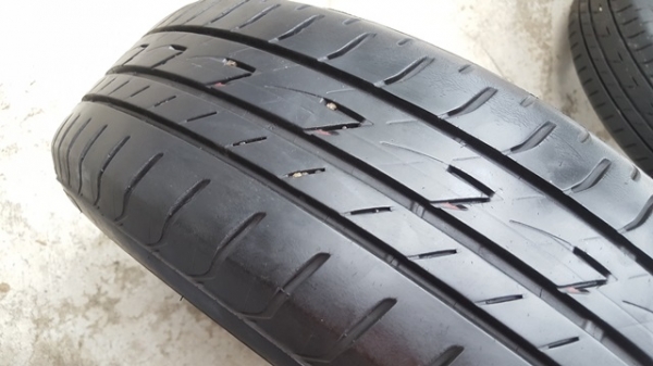 ขายล้อNISSAN March 15 ยาง ปี14  4 ล้อ