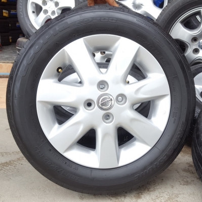 ขายล้อNISSAN March 15 ยาง ปี14  4 ล้อ