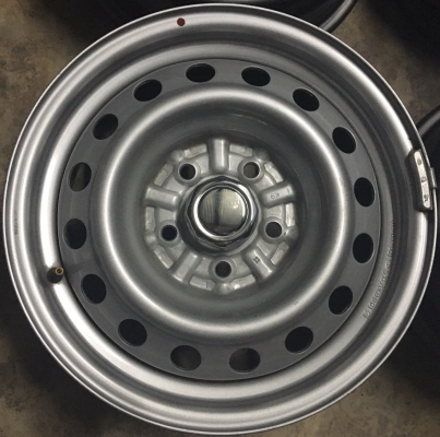 ล้อกระทะป้ายแดง 5 รู 114.3 ขอบ 15 ล้อกระทะป้ายแดง 5 รู 114.3 ขอบ 15