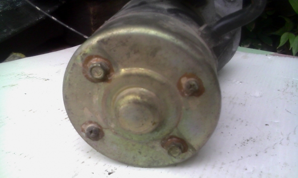 ไดชาร์ต ไดสตาร์ท นิสสันบิ๊กเอ็ม(ไดชาร์ทขายเเล้วเหลือเเต่ไดสตาร์ท)ขอบคุณทีมงานเว็บพี่เสือทุกท่านครับ