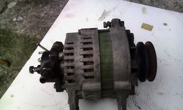 ไดชาร์ต ไดสตาร์ท นิสสันบิ๊กเอ็ม(ไดชาร์ทขายเเล้วเหลือเเต่ไดสตาร์ท)ขอบคุณทีมงานเว็บพี่เสือทุกท่านครับ