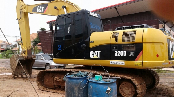 ขาย แบคโฮ CAT 320D ปี 55 รถสวยเต็มทุกอย่าง ใช้งานน้อยแค่ 4,622 ชม. เอกสารเล่มทะเบียนครบ ราคาต่อรองได้ครับ