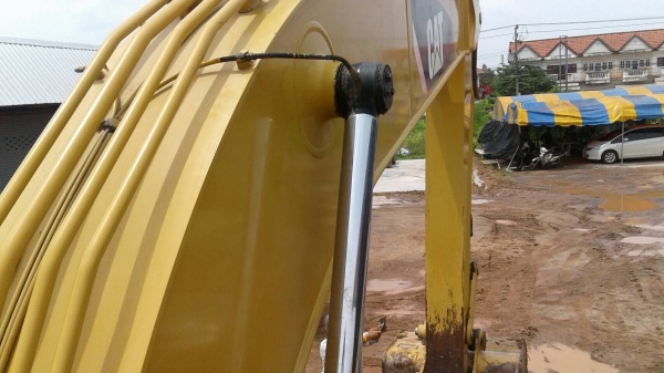 ขาย แบคโฮ CAT 320D ปี 55 รถสวยเต็มทุกอย่าง ใช้งานน้อยแค่ 4,622 ชม. เอกสารเล่มทะเบียนครบ ราคาต่อรองได้ครับ