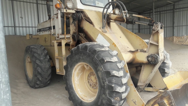 รถตักล้อยางเก๋งตู้ KOMATSU 510กรองคู่ ...รถสวยใช้ได้ใช้งานอยู่ รถเดิมๆ