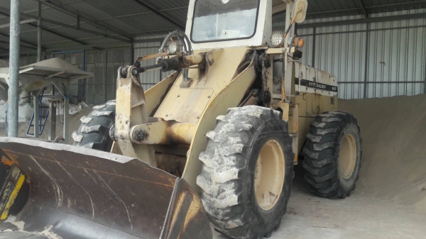รถตักล้อยางเก๋งตู้ KOMATSU 510กรองคู่ ...รถสวยใช้ได้ใช้งานอยู่ รถเดิมๆ