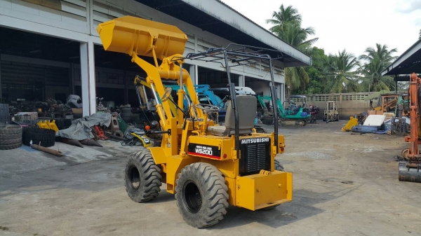 ขาย รถตัก MITSUBISHI รุ่น WS200 มือสองญี่ปุ่น ตักได้ครึ่งคิว สองเพลา เอวอ่อน คล่องตัวดี มือถือ/LINE ID : 0818753444 ขาย รถตัก MITSUBISHI รุ่น WS200 มือสองญี่ปุ่น ตักได้ครึ่งคิว สองเพลา เอวอ่อน คล่องตัวดี มือถือ/LINE ID : 0818753444