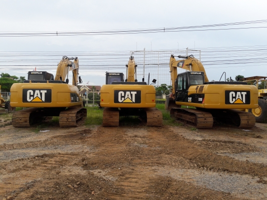 ขาย cat320 d สเปกญี่ปุ่น พร้อมใช้งาน ครับ ขาย ด่วน 1,980,000 ต่อลองได้ครับ