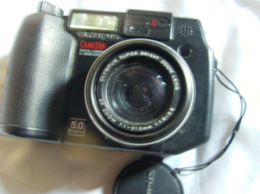 ขายกล้อง Olympus รุ่น C-5050