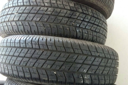 ขายยางขอบ 12  จำนวน  7  เส้น  tell. 098-663-6988