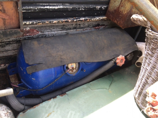 ขายมาสด้าคลาสสิค แนวเพื่อชีวิต ถูกกว่าจักรยาน 12,999 บาท ขับได้เลยเครื่องดีมากๆ สตาร์ททีเดียวติด ติดแก๊ส LPG ถูกกว่าจักรยาน 12,999 บาท ติดต่อคุณเอ๋ 092-6356419