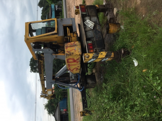 ขายเครนยก 3 ตัน สภาพสวย พร้อมใช้งาน ขายเครนยก 3 ตัน สภาพสวย พร้อมใช้งาน