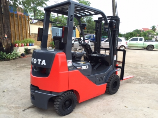 ขายรถโฟลคลิฟท์ (รุ่นใหม่ล่าสุด )TOYOTA 02-8FGK20 , ออโต , เครื่องยนต์เบนซินหัวฉีด ประหยัดน้ำมันสุดๆๆ, , เสายกสูง 3 เมตร , รถนำเข้าจากญี่ปุ่น 100\%