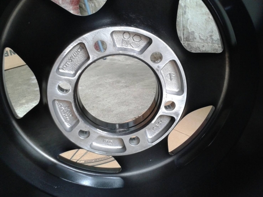 ล้อใหม่ ขอบ16นิ้ว6รู สวยๆ ชุดนี้ ราคา 7800 บาท