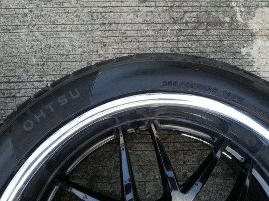 MAXขอบ20นิ้วX10.5นิ้วET20 5รู ยางOHTSU245 45 20กลางปี13ใช้น้อยรถไม่ค่อยได้วิ่ง-ใส่แคปติว่า-CRV (ยางมี6เส้น) ใส่รถกระบะ 5 รูได้ MAXขอบ20นิ้วX10.5นิ้วET20 5รู ยางOHTSU245 45 20กลางปี13ใช้น้อยรถไม่ค่อยได้วิ่ง-ใส่แคปติว่า-CRV (ยางมี6เส้น) ใส่รถกระบะ 5 รูได้