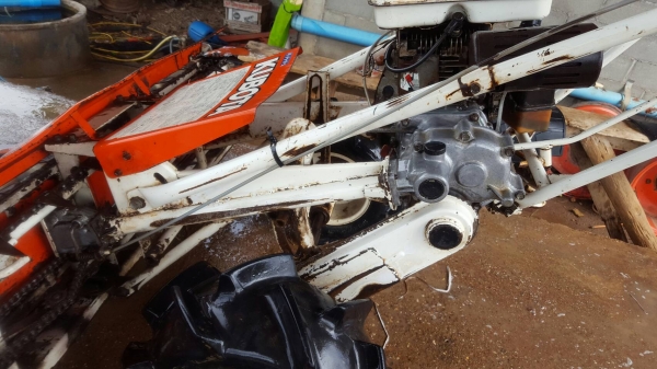 ขายรถเกี่ยวข้าวเดินตาม