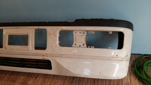 กันชนหน้า Fuso