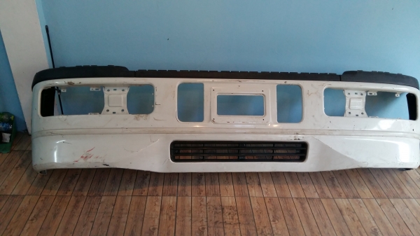 กันชนหน้า Fuso