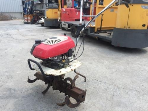 เครื่องพรวนดิน  HONDA   รุ่น : F200  ใช้เครื่องเบนซิน G100 (2.0 ps) 4 จังหวะ  นำเข้าจากญี่ปุ่น